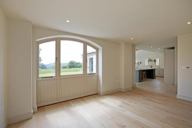 4 bed Country House for sale Image 11