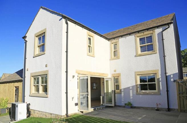 3 bed Detached for sale Image 6