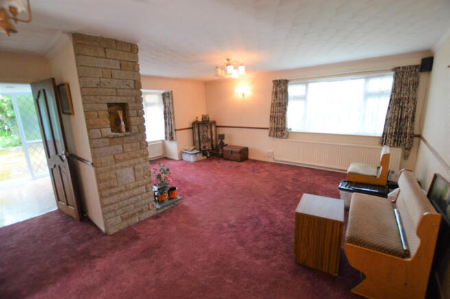 Lounge To Front