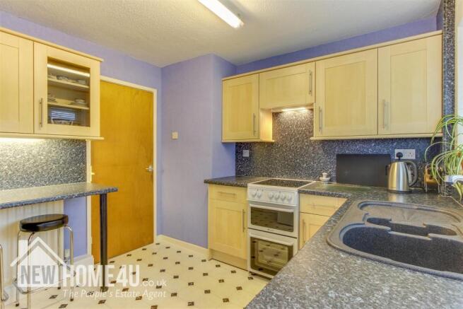 KITCHEN: