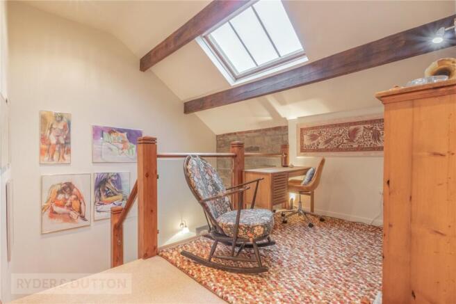 2nd Floor Landing
