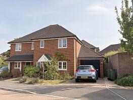 14, Newman Way, Billingshurst RH14 9ZP