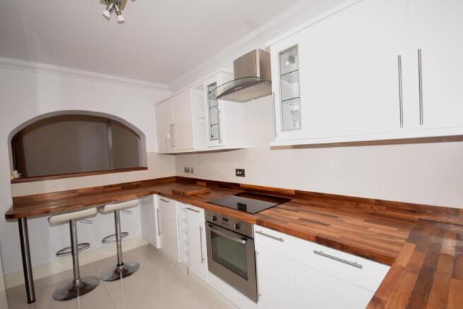 KITCHEN: