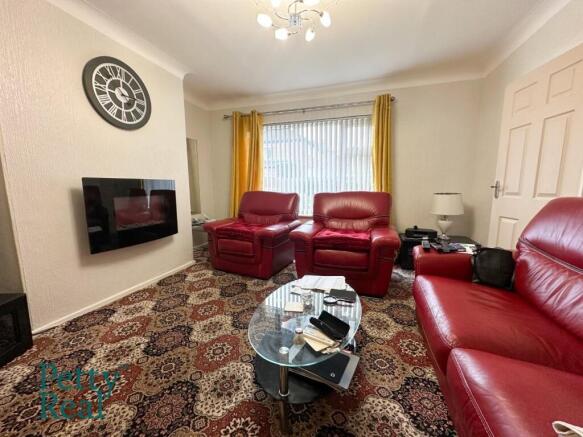 3 bed Semi-Detached for sale Image 9