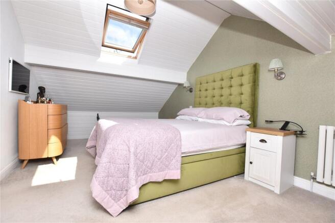 2 bed Bungalow for sale Image 7