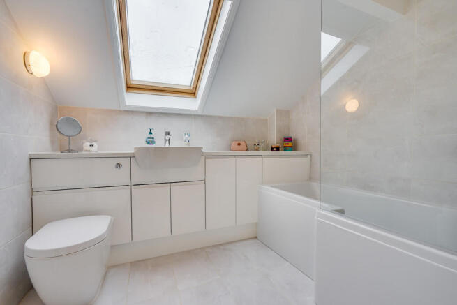 Modern Bathroom