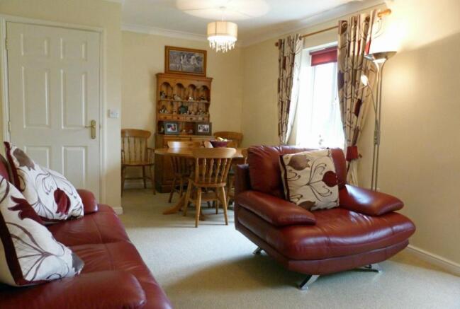 Living/Dining Room