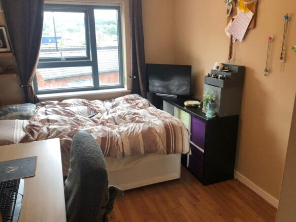 Photo 9