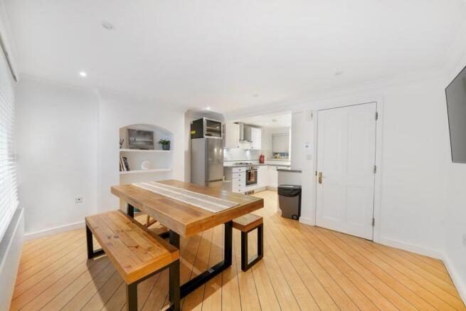 17 Gillingham Street - KnRLihSdcE5D5lmzWXZB.jpg