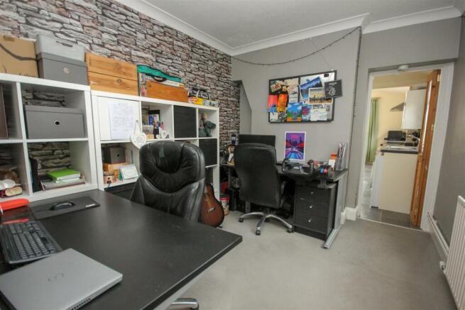 Family Room.jpg