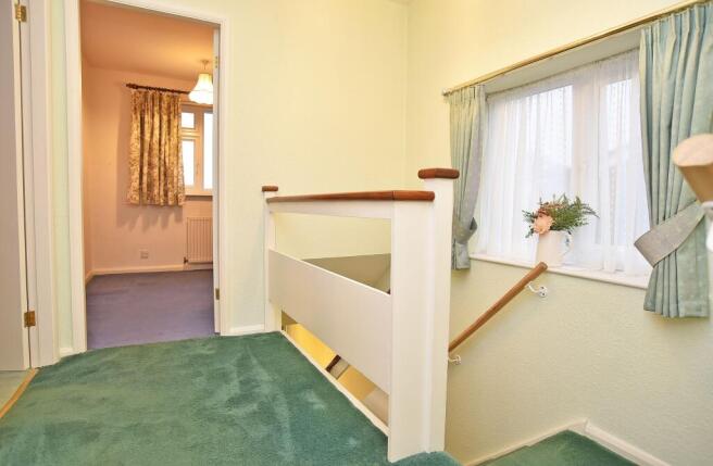 3 bed Semi-Detached for sale Image 6