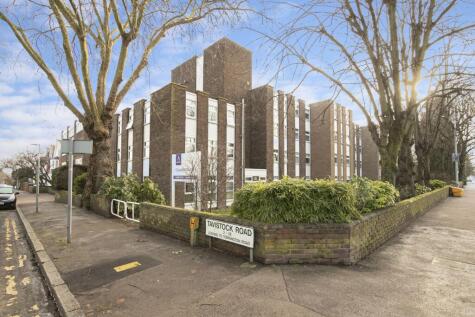 Copsfield Court, Tavistock Road, South Woodford, E18