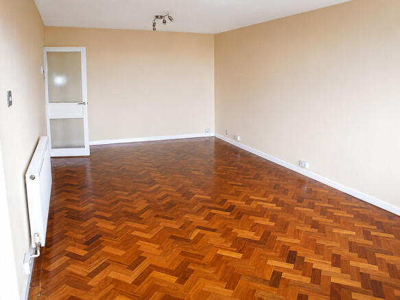 Living room 11