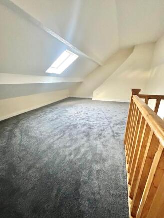 2 bed House to rent Image 12