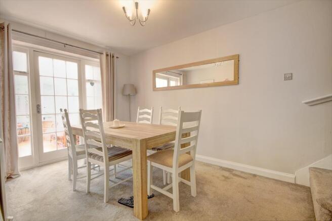 dining room..jpg