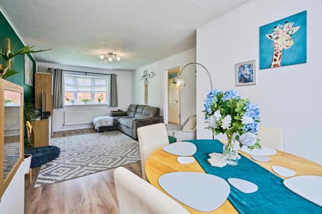 House in Sandwell, West Midlands - More