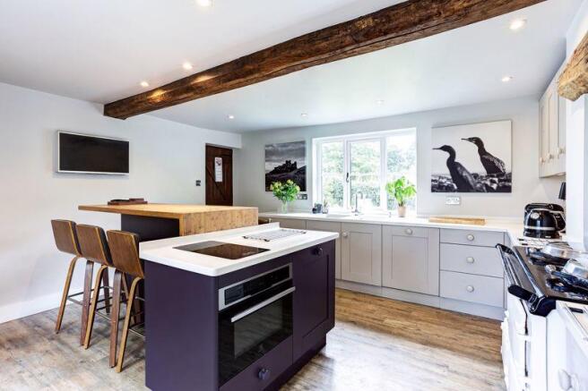 BREAKFAST KITCHEN D