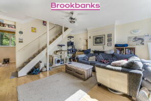 8, Monks Orchard, Dartford DA1 2TB