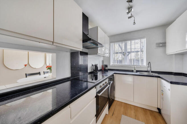 1414867-14-698b12...