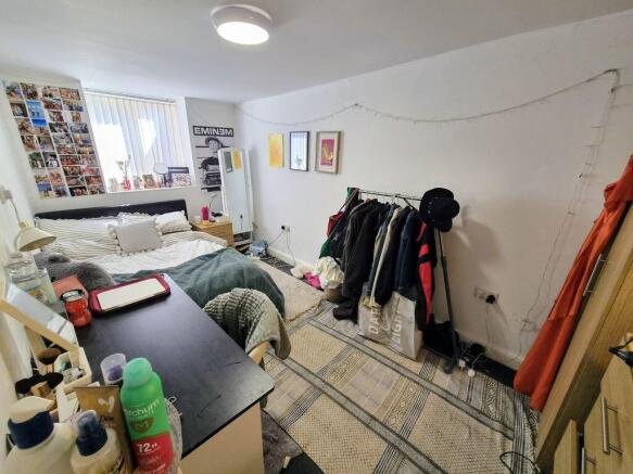 6 bed Terraced for sale Image 7