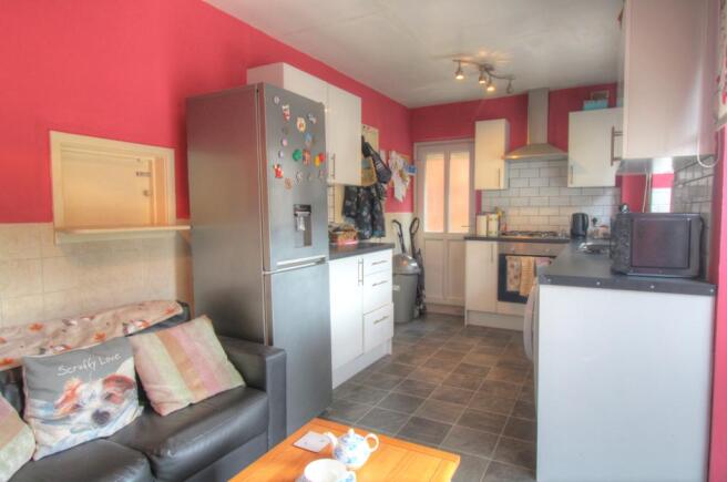 Kitchen Diner 2
