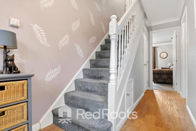 4 bed Detached for sale Image 7