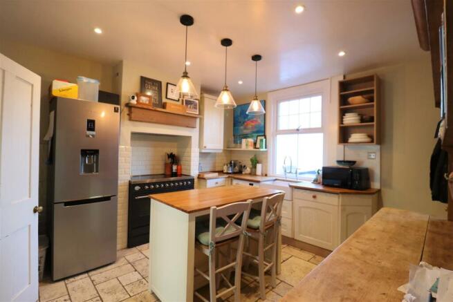 Kitchen .jpg