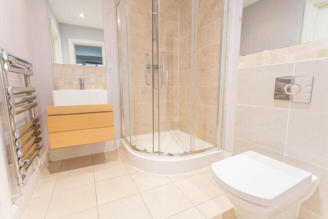 Jack and Gill en-suite