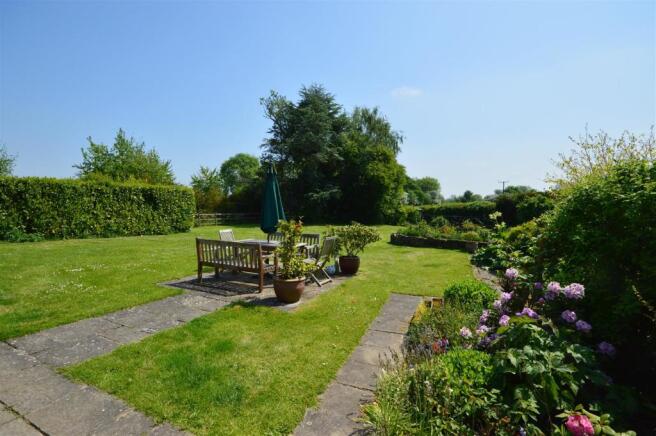 GARDEN 1