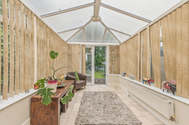 3 bed Detached for sale Image 5