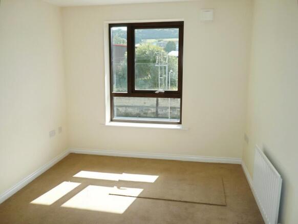 4 bed Town House for sale Image 11