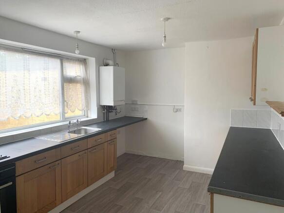 Brittain Avenue, Chesterton, Newcastle, ST5 7NU photo 4