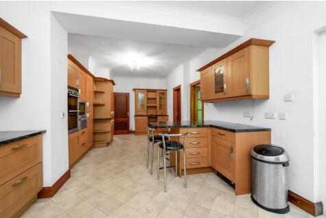 30 Albany Street, Dunfermline, KY12 0RA