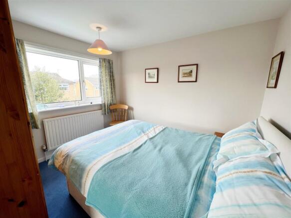 Bedroom 2 pic 1.jpg