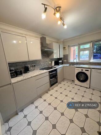 Newly Installed Kitchen 
