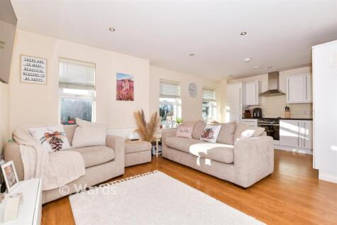 London Road, Larkfield, Aylesford, Kent