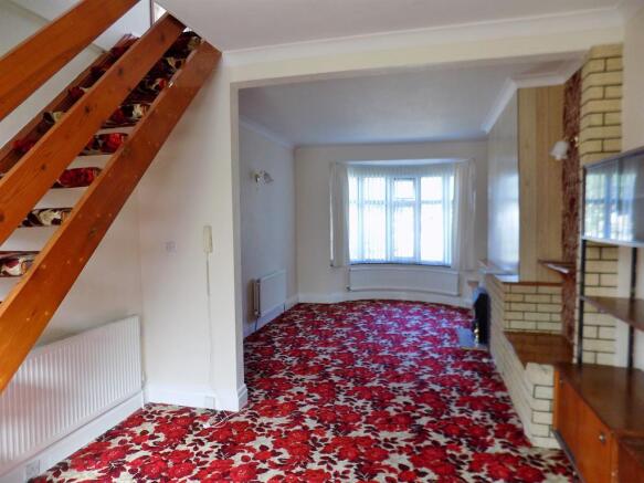 Dining Room to Lounge