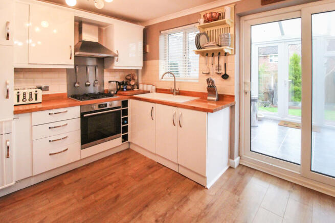 Kitchen/Dining Room
