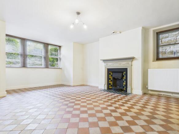 2 bed Flat to rent Image 8