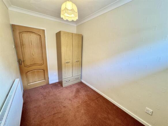 3 bed Detached Bungalow for sale Image 9