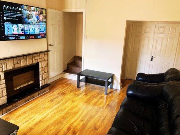 edward-street-le11-1qf-950110