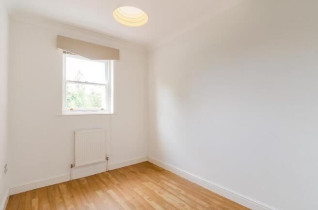2 bed Flat to rent Image 7