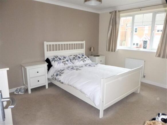 BEDROOM 1