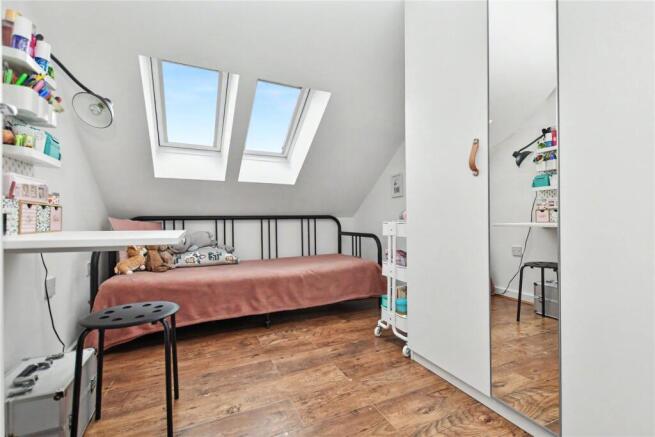 2 bed Apartment for sale Image 6