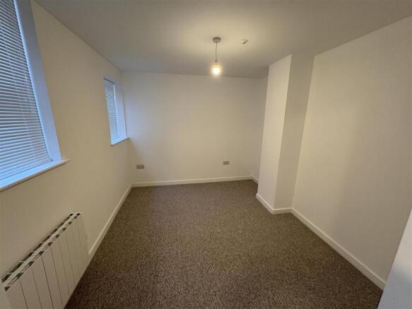 27 bed Block of Apartments for sale Image 11