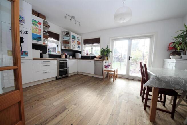 Kitchen / Dining Room