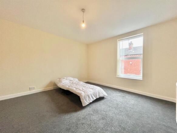 Henry Street, Tyldesley, Manchester photo 4