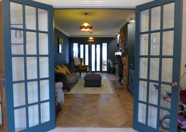 Belbroughton Rd, 84, Living4.jpg