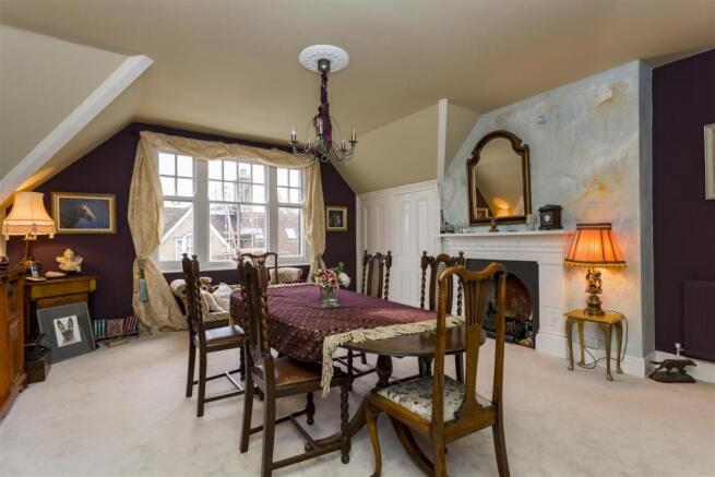 DINING ROOM / BEDROOM