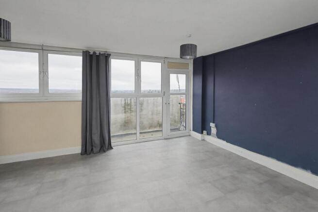 61 Tower Heights, Hoddesdon, Herts, EN11 8UH